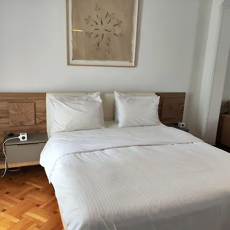 Ulysses Apartments Acropolis-2